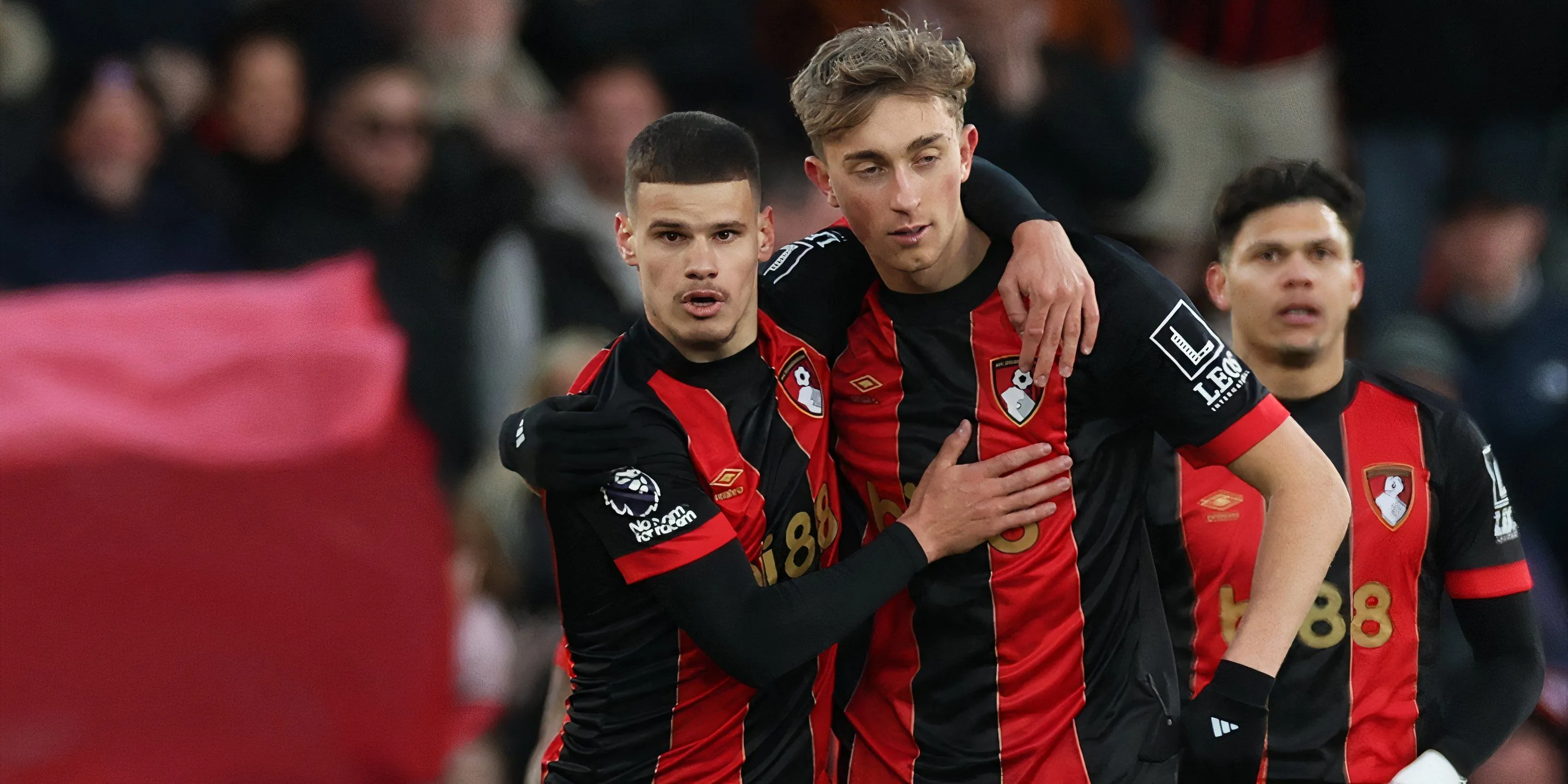 Bộ đôi hậu vệ Milos Kerkez và Dean Huijsen khi còn thi đấu cho Bournemouth
