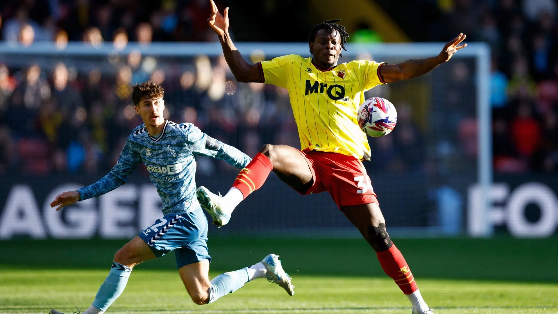 Cầu thủ chạy cánh Kwadwo Baah của Watford, mục tiêu của nhiều CLB