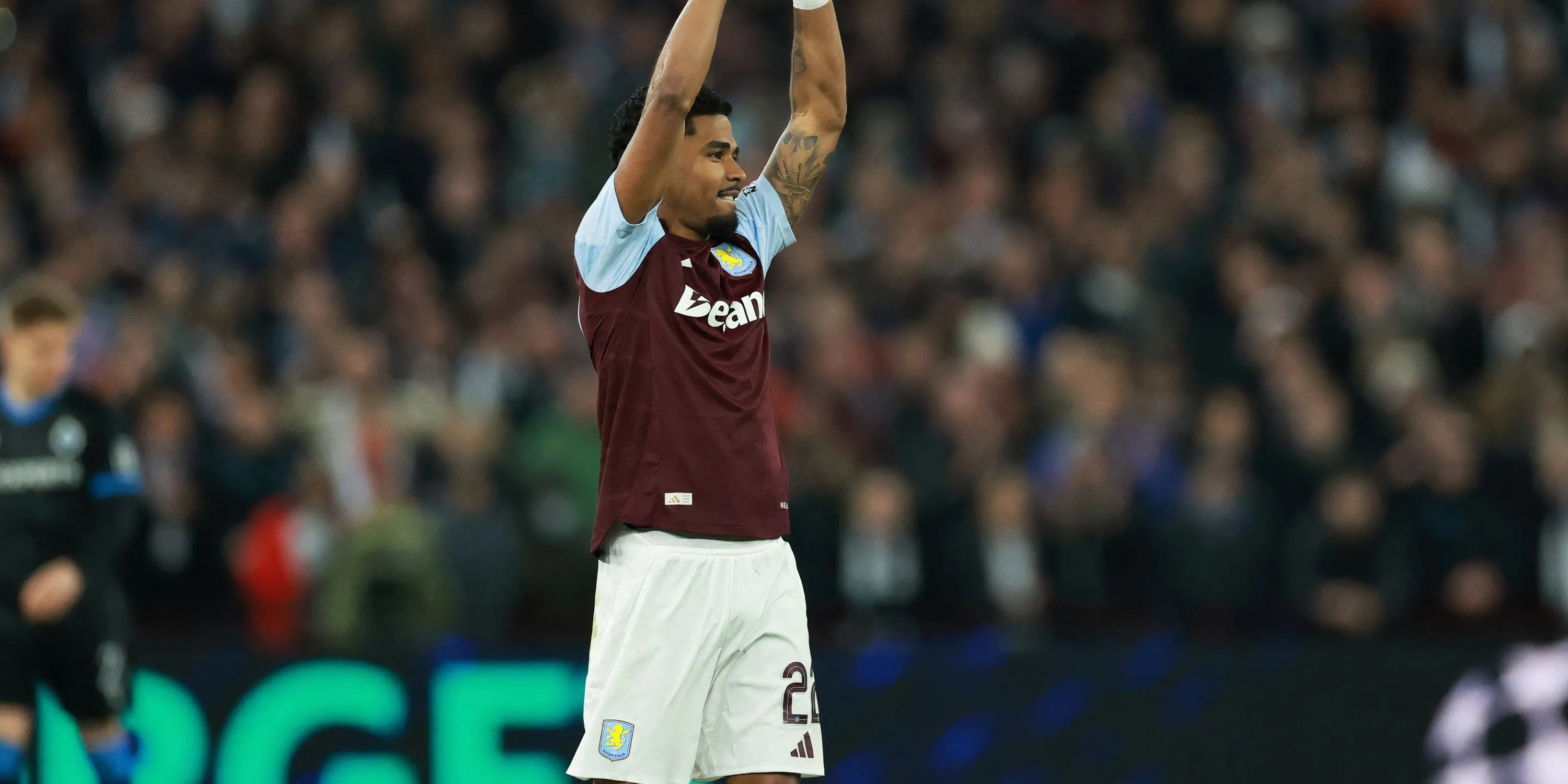 Hậu vệ trái Ian Maatsen, cầu thủ quan trọng trong đội hình Aston Villa