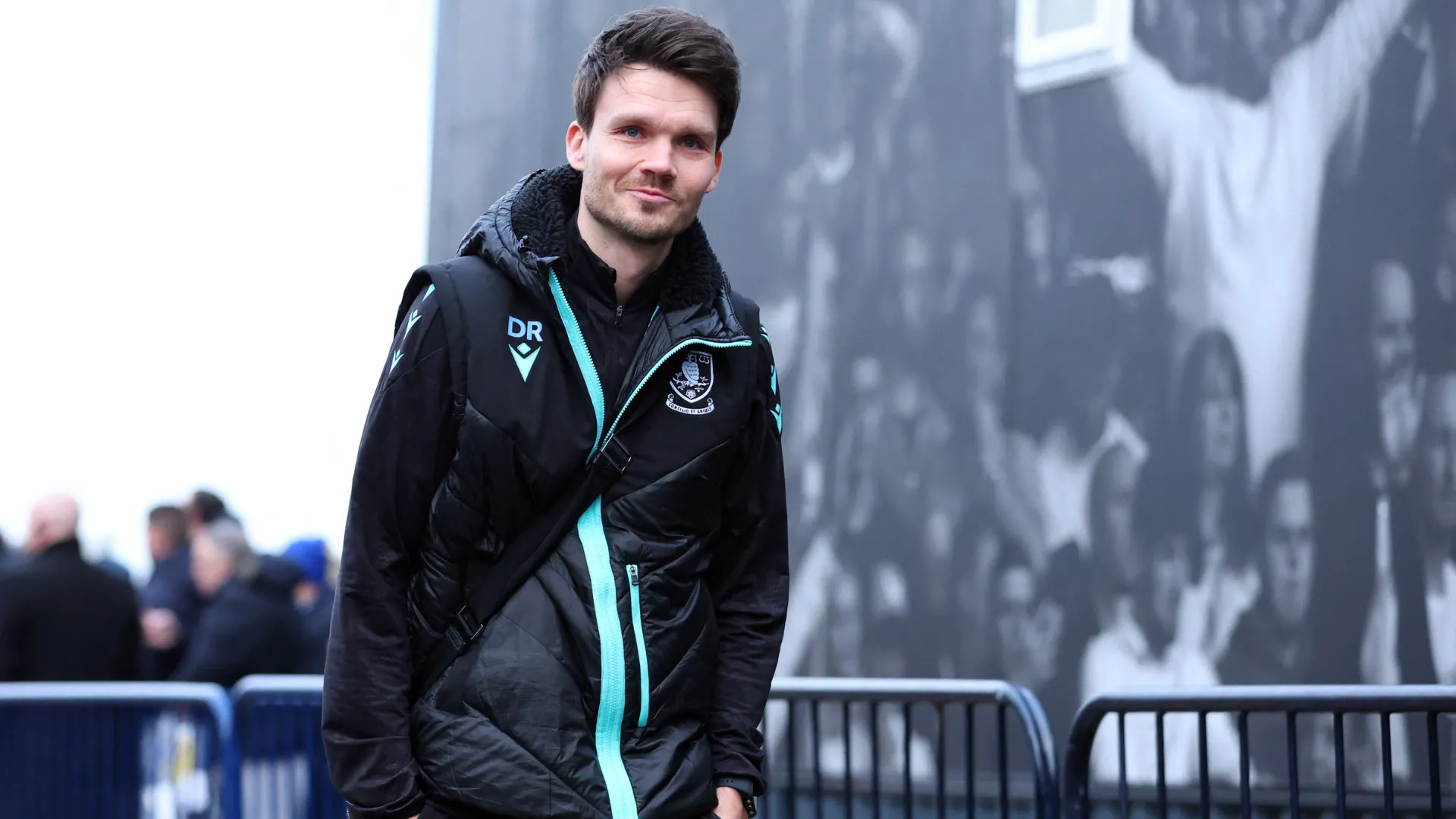 Huấn luyện viên Danny Rohl của Sheffield Wednesday
