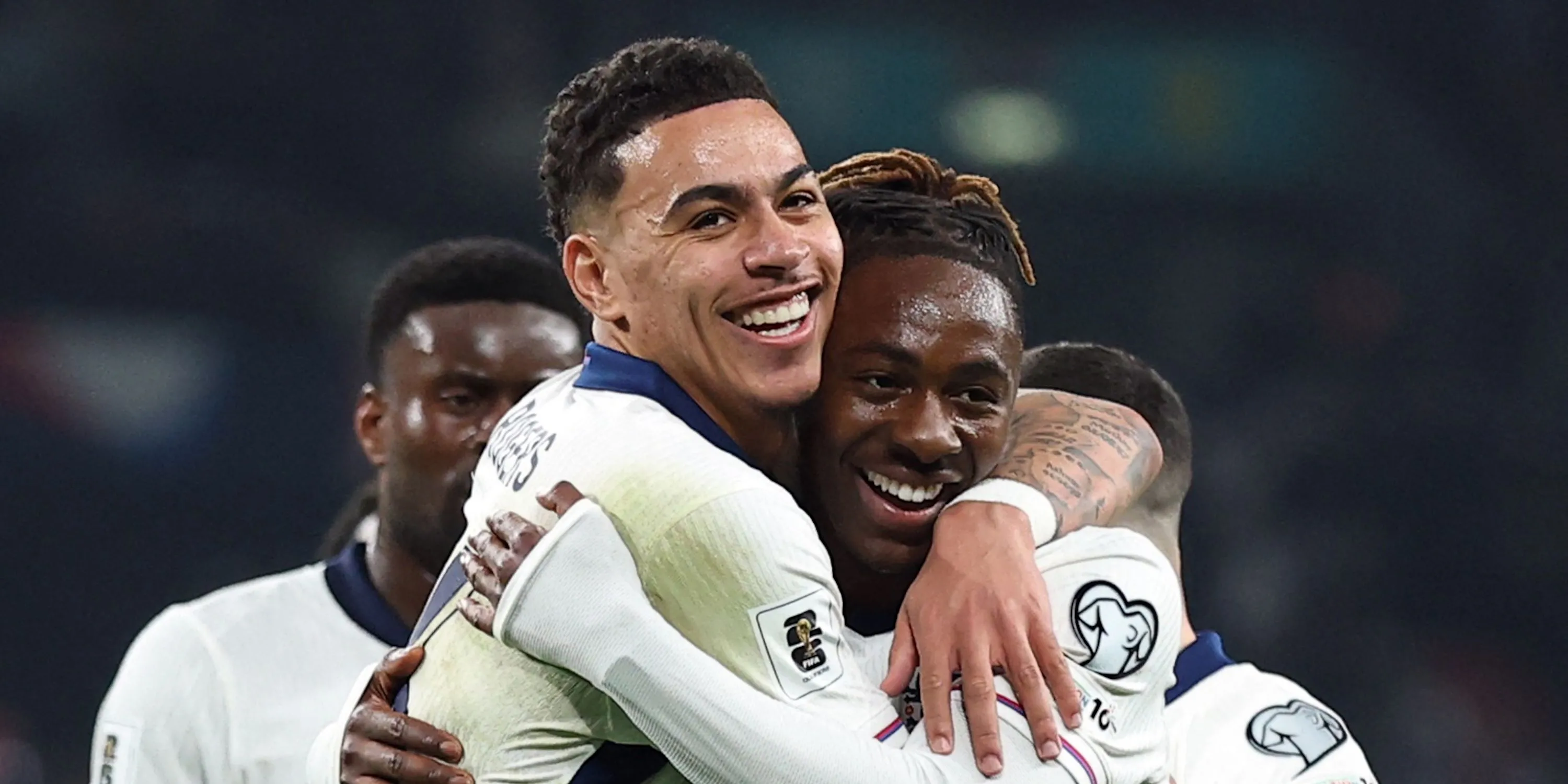 Morgan Rogers ăn mừng bàn thắng, cầu thủ tấn công tiềm năng của Aston Villa