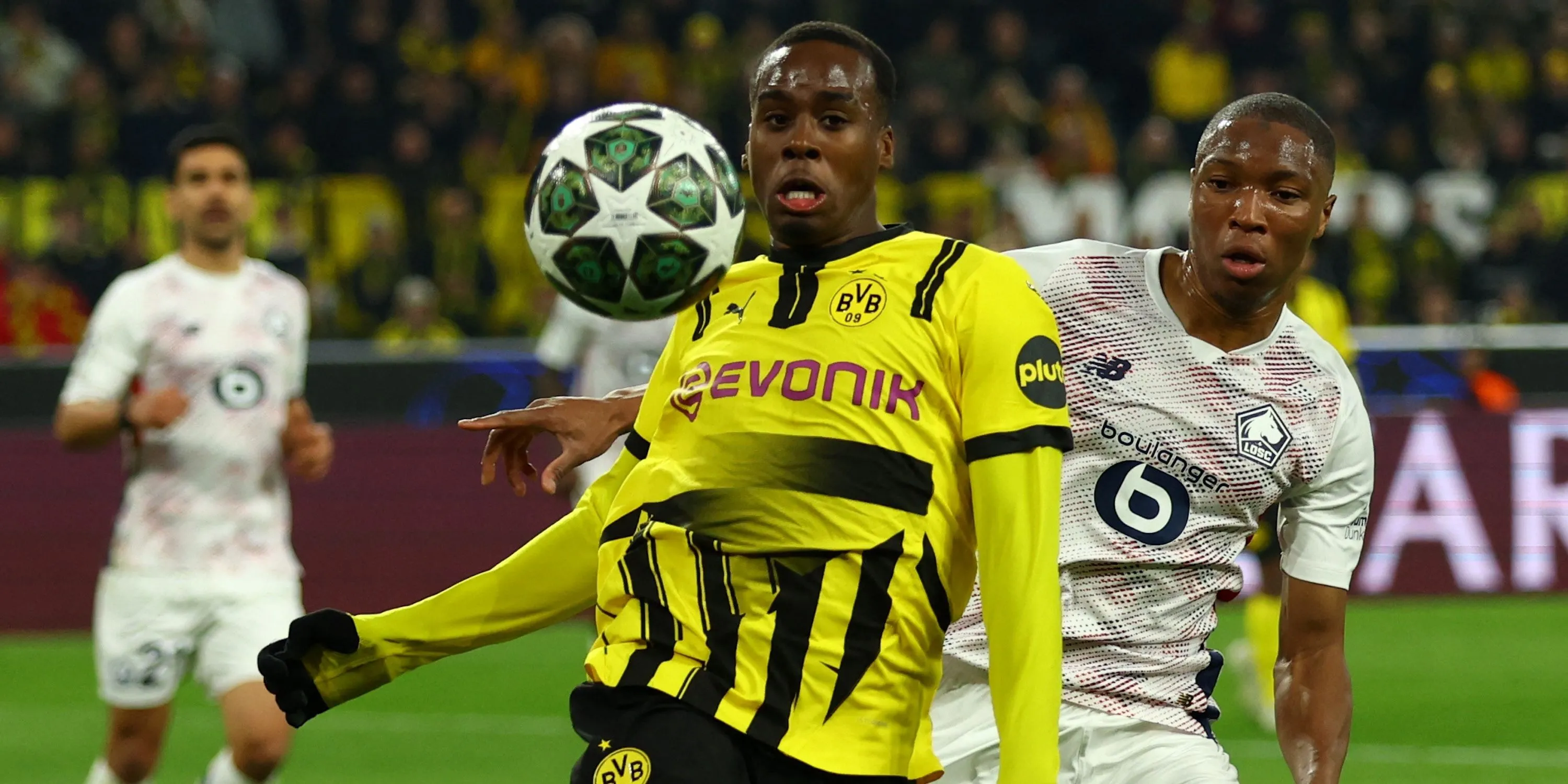 Tài năng trẻ Jamie Bynoe-Gittens của Borussia Dortmund