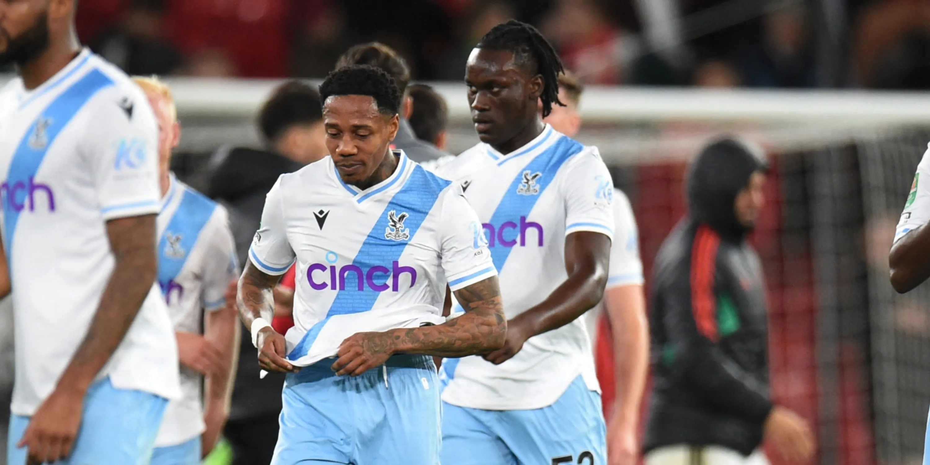 David Ozoh của Crystal Palace trên sân Selhurst Park, sân nhà đầy cuồng nhiệt của Đại Bàng.