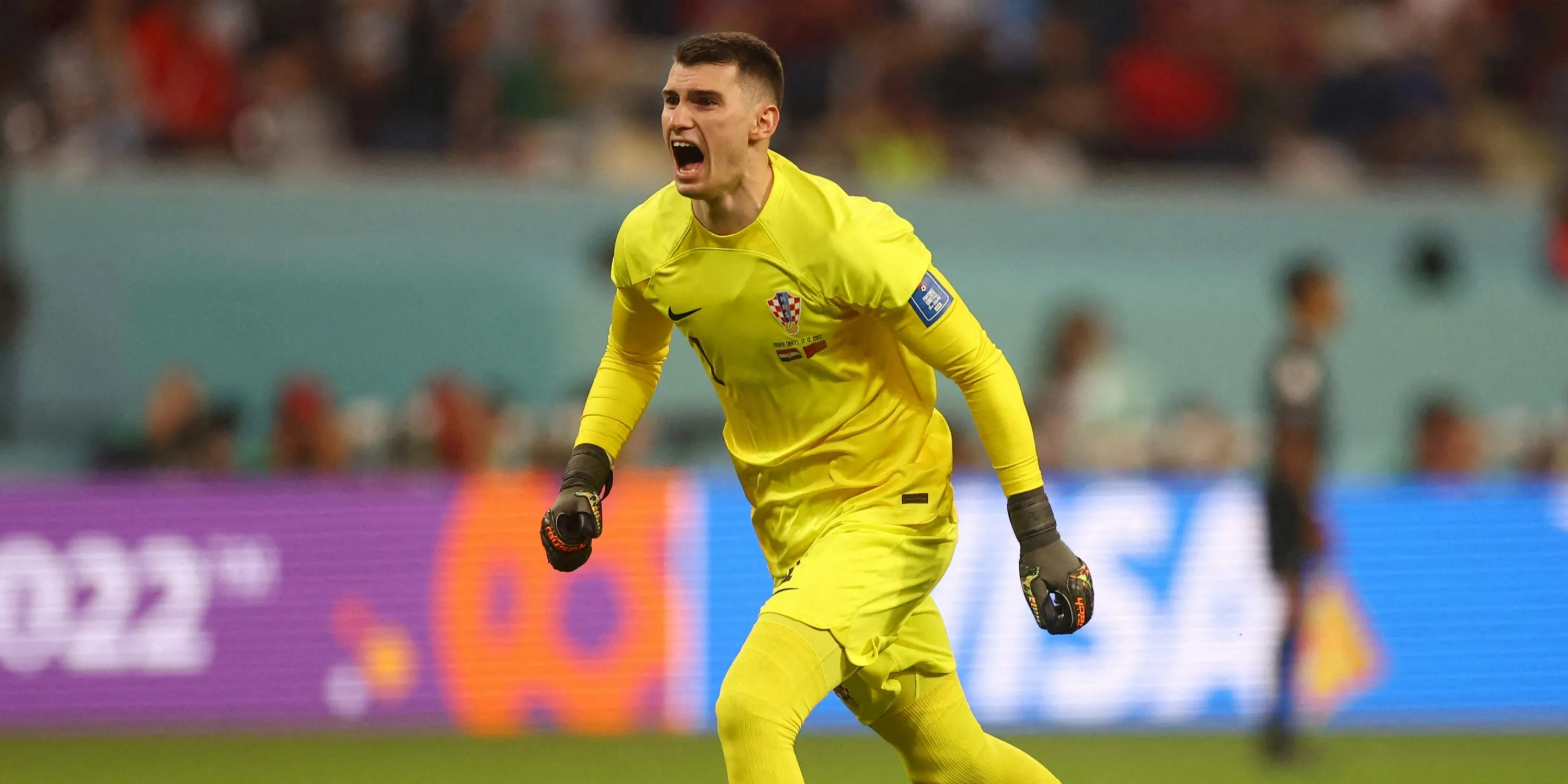 Dominik Livakovic, thủ môn của Fenerbahce và đội tuyển Croatia, đang được nhiều câu lạc bộ quan tâm