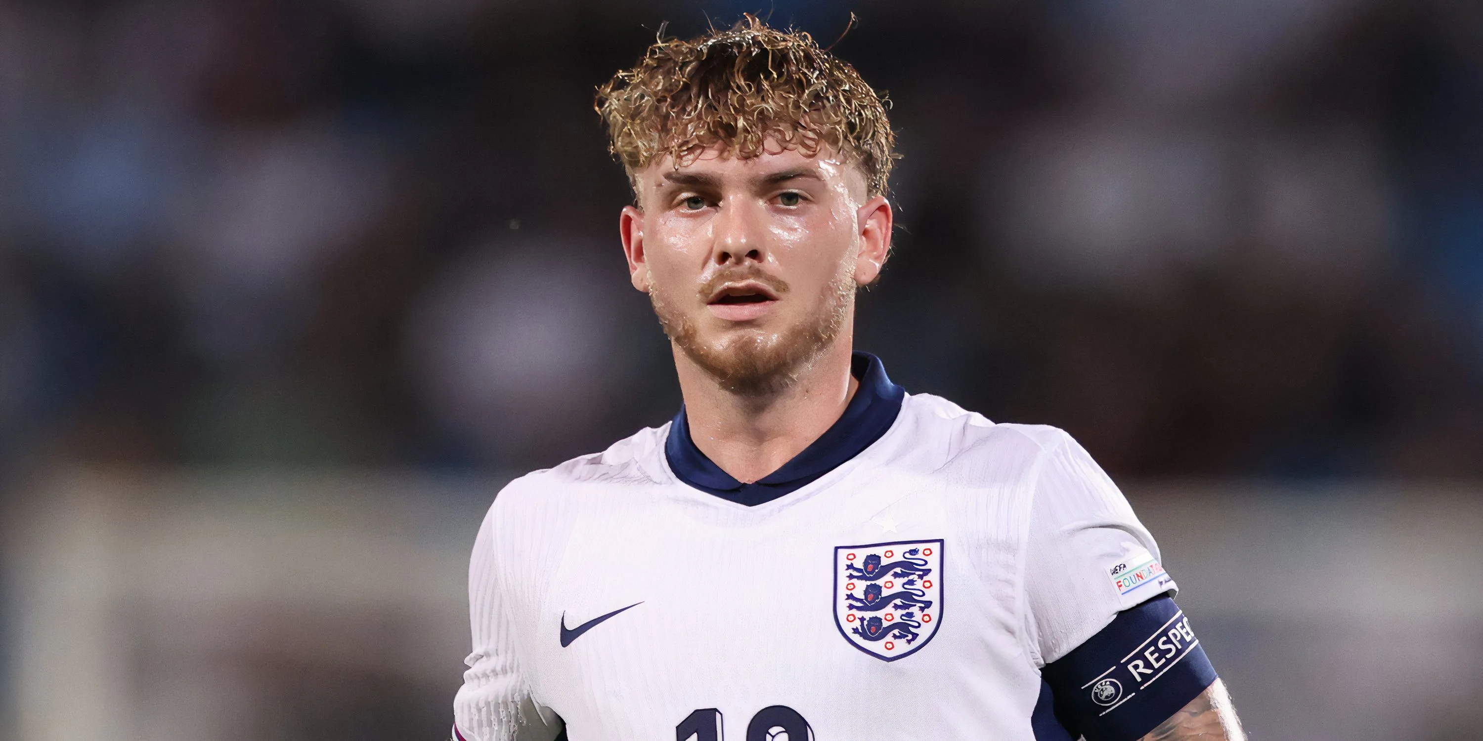 Harvey Elliott thi đấu cho đội U21 Anh, thể hiện phong độ cao tại giải vô địch châu Âu