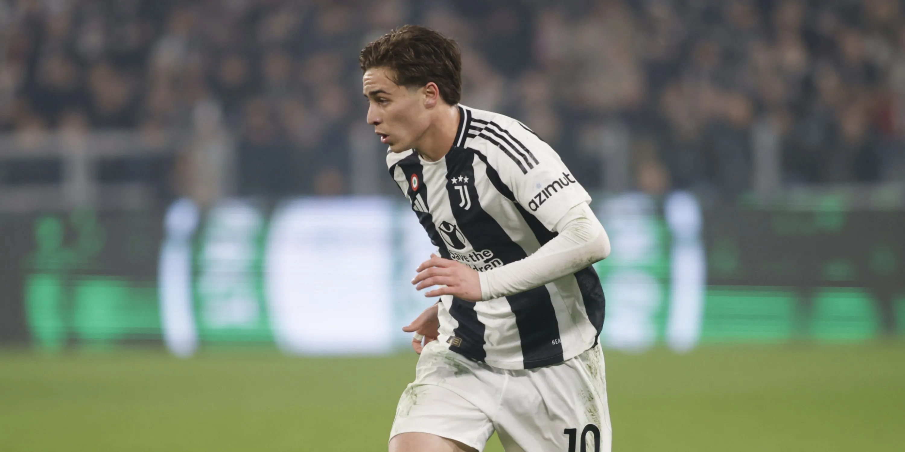 Kenan Yildiz, tiền đạo trẻ của Juventus và tuyển Thổ Nhĩ Kỳ, đang tỏa sáng rực rỡ