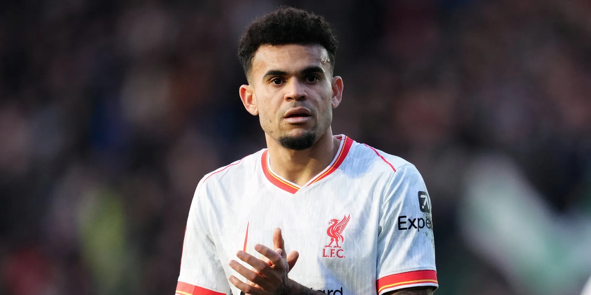 Luis Diaz thể hiện kỹ năng trên sân, phần không thể thiếu trong chiến thuật của Arne Slot tại Liverpool
