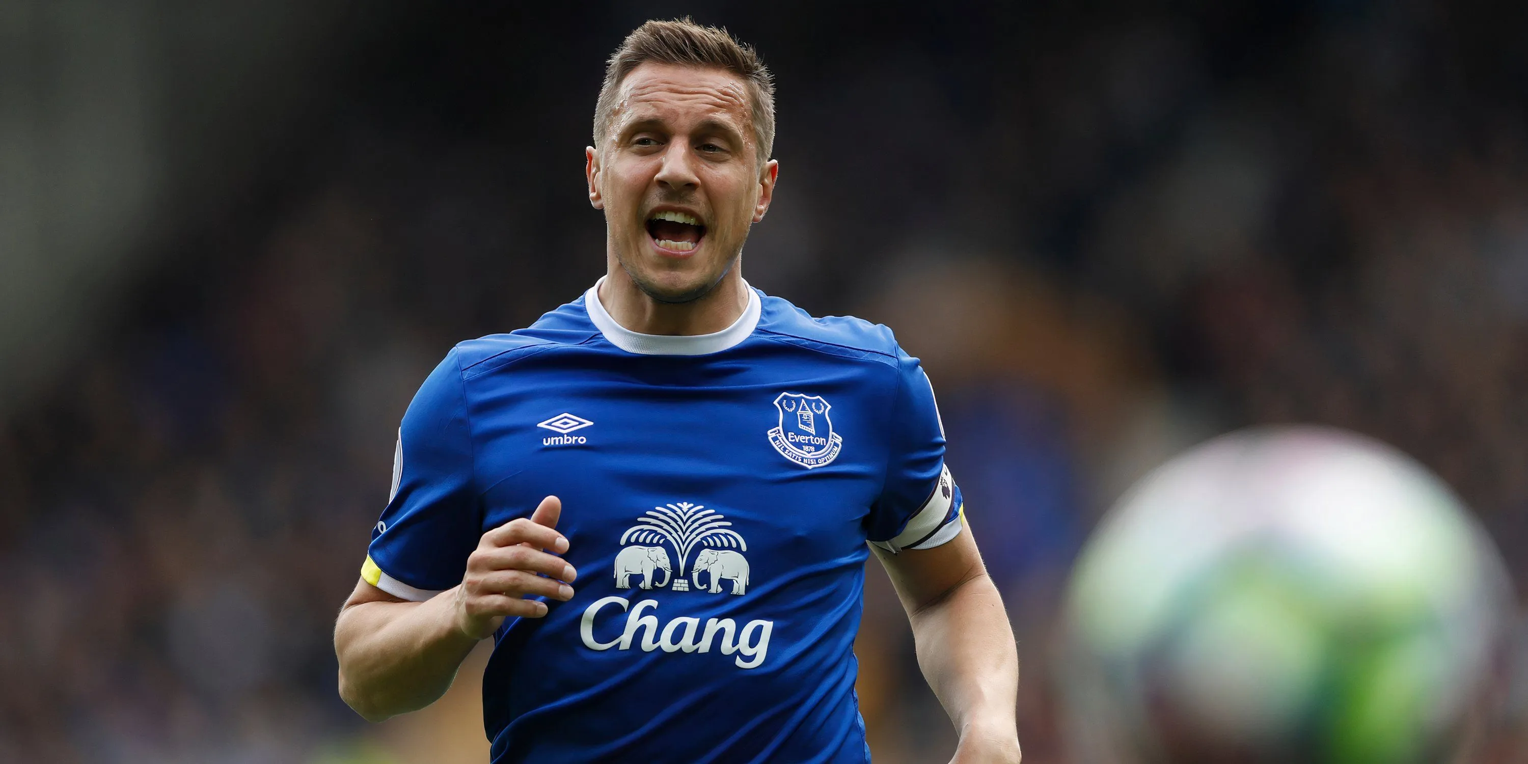 Phil Jagielka trung vệ đội trưởng của Everton