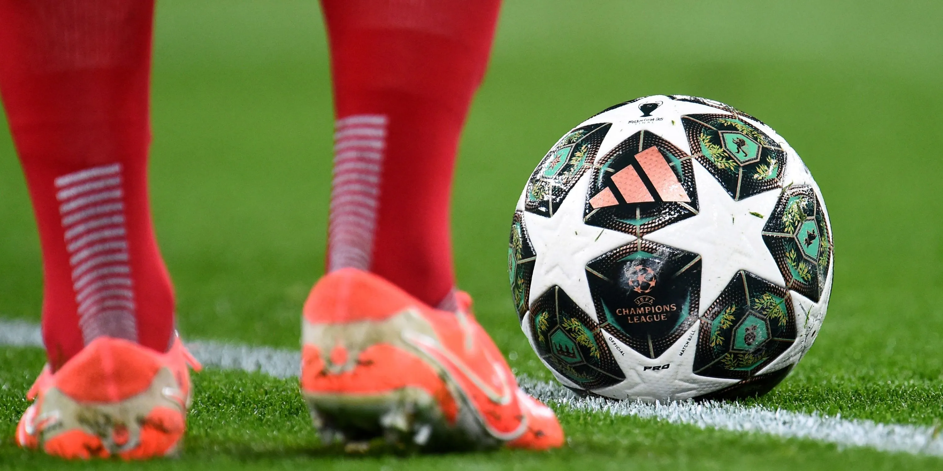 Quả bóng Champions League: Ảnh hưởng của quy định FFP lên đội hình Chelsea