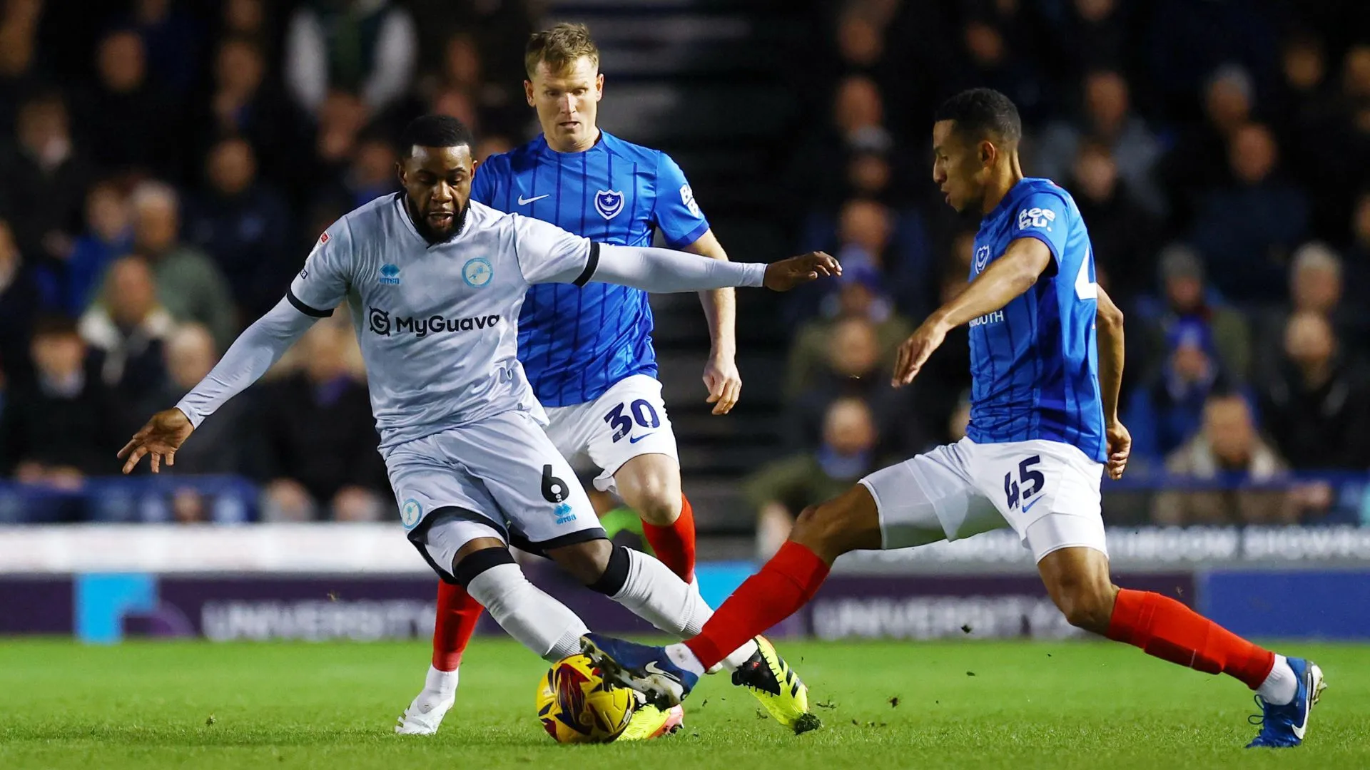 Japhet Tanganga cựu cầu thủ Tottenham thi đấu ấn tượng cho Millwall