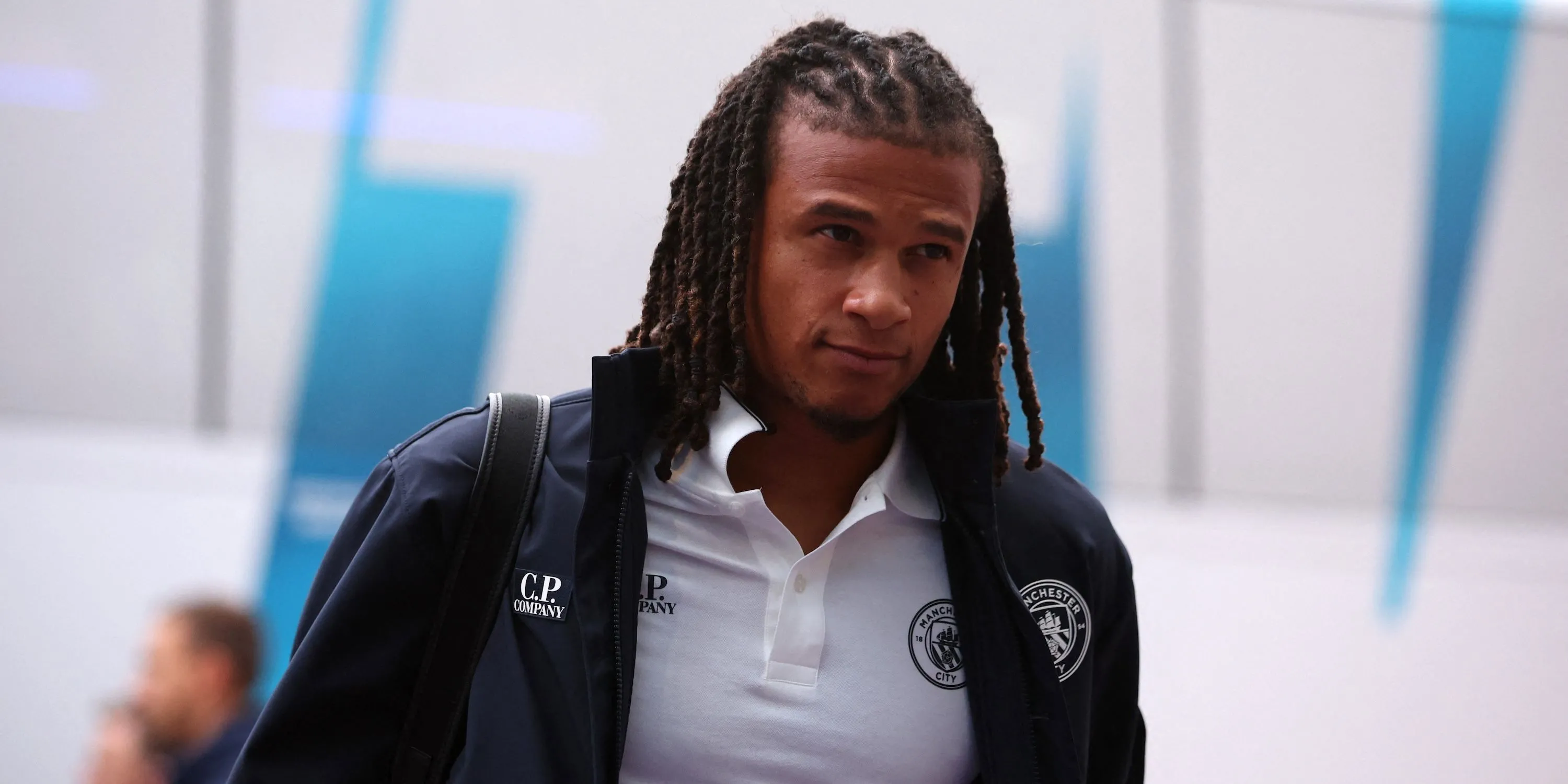 Nathan Ake trong trang phục Manchester City tại Etihad Stadium