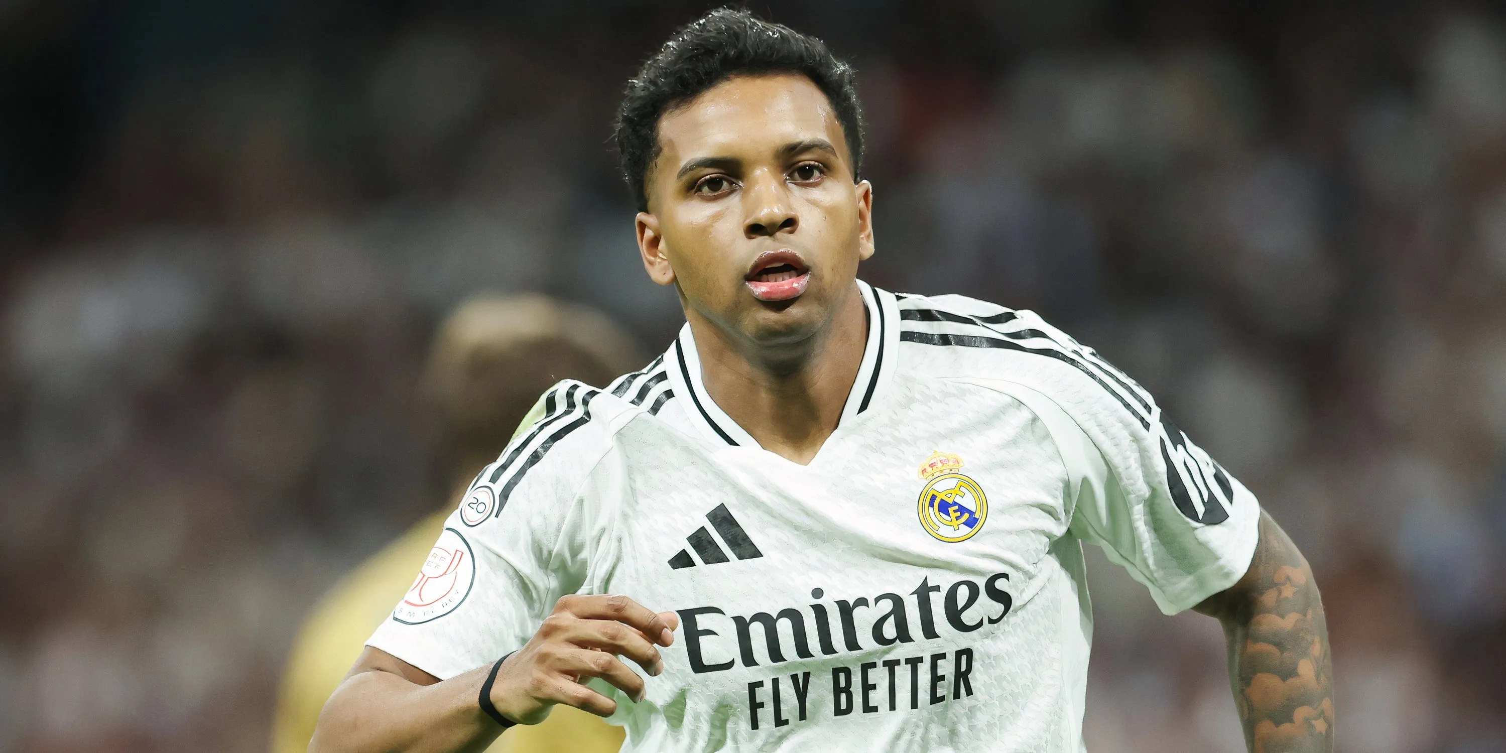 Rodrygo dự bị trên ghế sau (minh họa)